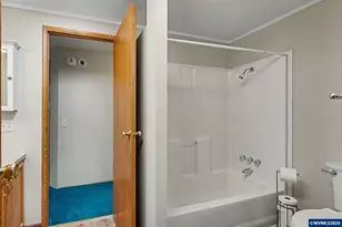 2120 Robins Ln SE, Salem, OR 97306 - Photo 21