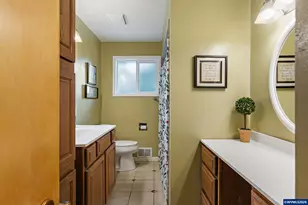 1996 Roberta Ave S, Salem, OR 97302 - Photo 21