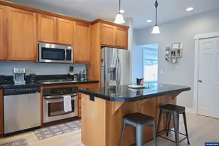 5595 Wigeon St SE, Salem, OR 97306 - Photo 9