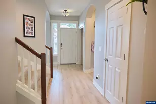 5595 Wigeon St SE, Salem, OR 97306 - Photo 3