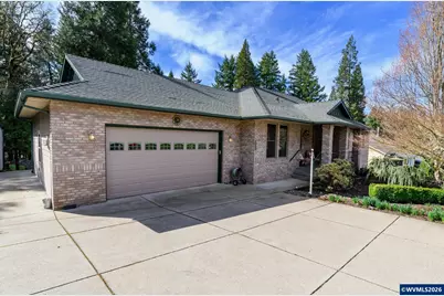 48482 Meadow Wy, Oakridge, OR 97463 - Photo 1