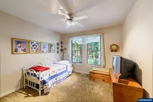 48482 Meadow Way, Oakridge, OR 97463 - Photo 11
