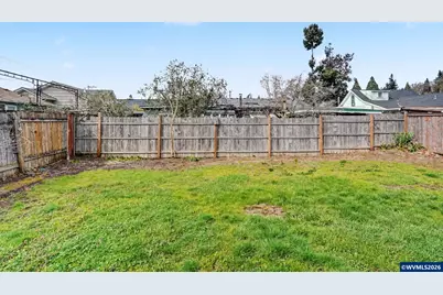 407 Jersey St, Silverton, OR 97381 - Photo 35