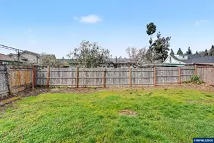 407 Jersey St, Silverton, OR 97381 - Photo 35
