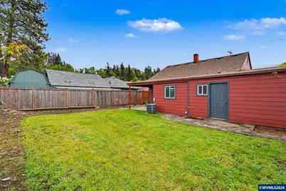 407 Jersey St, Silverton, OR 97381 - Photo 33