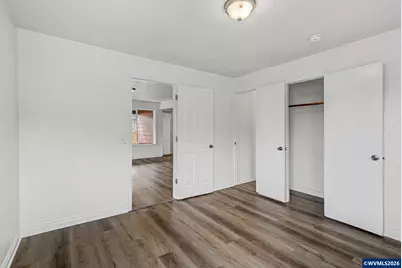 407 Jersey St, Silverton, OR 97381 - Photo 15