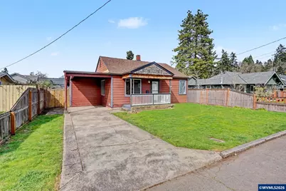 407 Jersey St, Silverton, OR 97381 - Photo 3