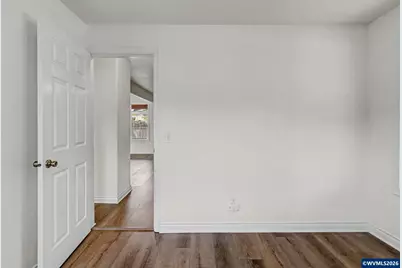 407 Jersey St, Silverton, OR 97381 - Photo 21