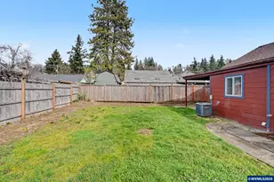 407 Jersey St, Silverton, OR 97381 - Photo 35