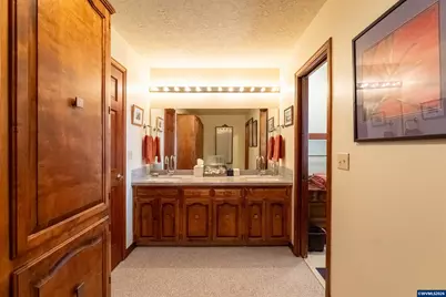 33941 Marys River Estates Rd, Philomath, OR 97370 - Photo 15