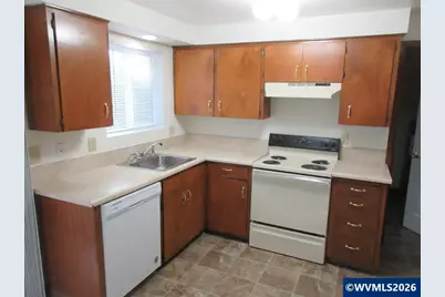 174 Stoneway Dr NW, Salem, OR 97304 - Photo 3