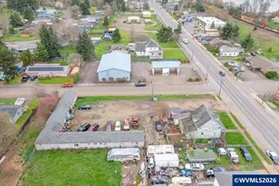 390 NE Main St, Willamina, OR 97396 - Photo 5