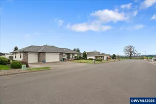 610 SW 7th St, Sublimity, OR 97385 - Photo 3