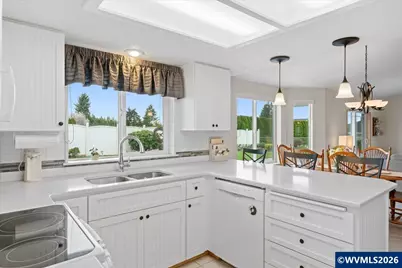 610 SW 7th St, Sublimity, OR 97385 - Photo 11