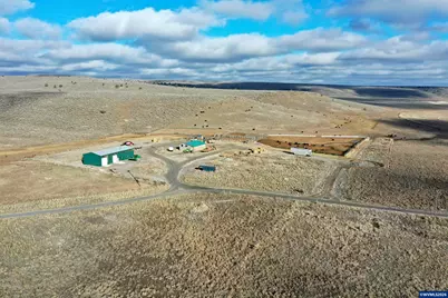 29327 Weaver Springs Rd, Burns, OR 97720 - Photo 25