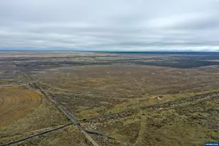 31597 Dog Mountain Ln, Burns, OR 97720 - Photo 5