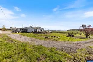 4065 Perrydale Rd, Dallas, OR 97338 - Photo 27