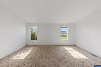 4065 Perrydale Rd, Dallas, OR 97338 - Photo 15
