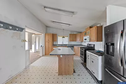 4065 Perrydale Rd, Dallas, OR 97338 - Photo 11