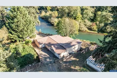 1054 N River Rd, Sweet Home, OR 97386 - Photo 1