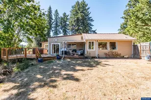 1054 N River Rd, Sweet Home, OR 97386 - Photo 37