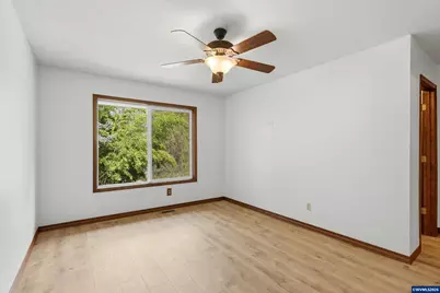 2055 SE Oak Crest Dr Dr, Hillsboro, OR 97123 - Photo 15