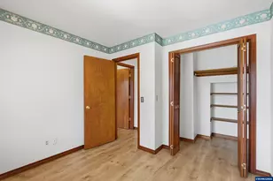 2055 SE Oak Crest Dr, Hillsboro, OR 97123 - Photo 19