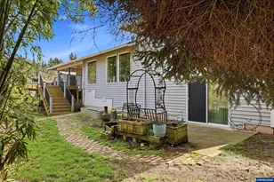 2055 SE Oak Crest Dr Dr, Hillsboro, OR 97123 - Photo 35