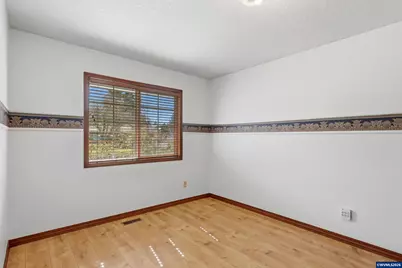 2055 SE Oak Crest Dr Dr, Hillsboro, OR 97123 - Photo 19