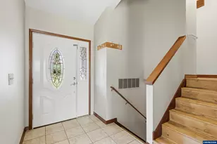 2055 SE Oak Crest Dr, Hillsboro, OR 97123 - Photo 23
