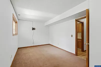 2055 SE Oak Crest Dr Dr, Hillsboro, OR 97123 - Photo 25