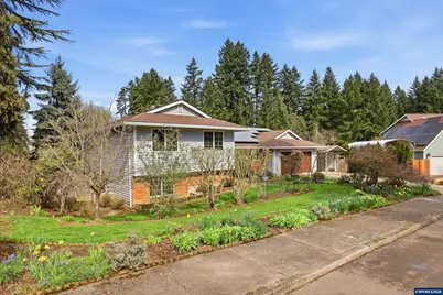 2055 SE Oak Crest Dr, Hillsboro, OR 97123 - Photo 35