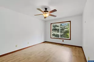 2055 SE Oak Crest Dr, Hillsboro, OR 97123 - Photo 15