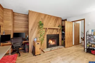 2055 SE Oak Crest Dr Dr, Hillsboro, OR 97123 - Photo 23