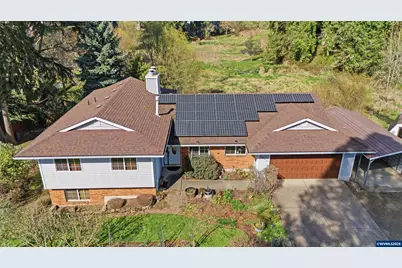 2055 SE Oak Crest Dr, Hillsboro, OR 97123 - Photo 1