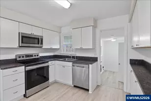 704 16th Av SW, Albany, OR 97321 - Photo 7
