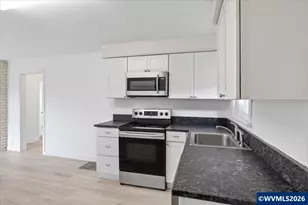 704 16th Av SW, Albany, OR 97321 - Photo 13