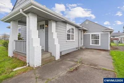 704 16th Av SW, Albany, OR 97321 - Photo 1