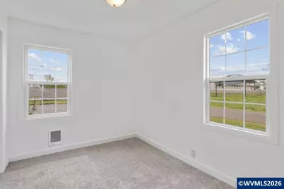 704 16th Av SW, Albany, OR 97321 - Photo 23