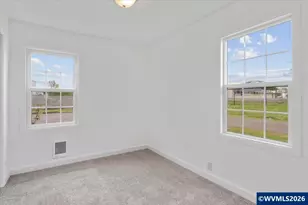 704 16th Av SW, Albany, OR 97321 - Photo 23