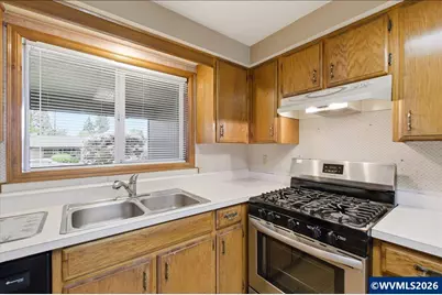 4844 San Antonio Ct NE, Salem, OR 97305 - Photo 11