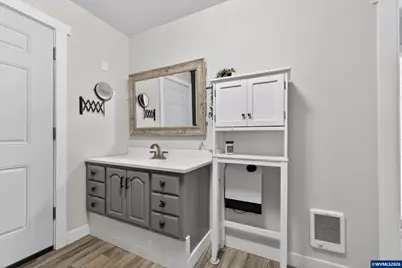 1437 SW 10th St, Dallas, OR 97338 - Photo 39