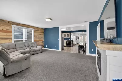 1437 SW 10th St, Dallas, OR 97338 - Photo 13