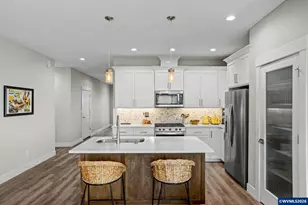 1448 Broadway Av N, Monmouth, OR 97361 - Photo 15