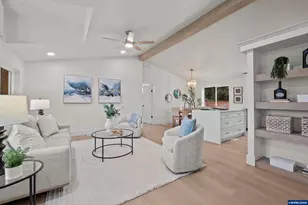 15776 S Pierce Rd, Molalla, OR 97038 - Photo 3