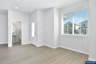 1171 Parkside Ave, Woodburn, OR 97071 - Photo 3