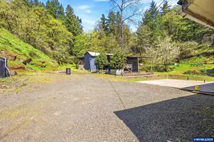 38775 Golden Valley Dr, Lebanon, OR 97355 - Photo 25