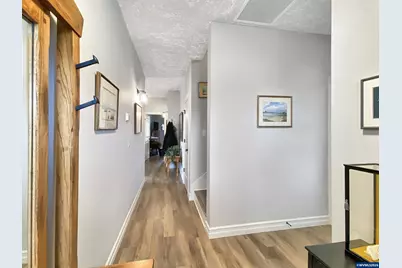 1786 Ammon St NW, Salem, OR 97304 - Photo 9