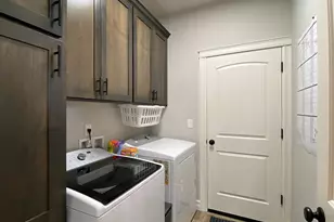 1786 Ammon St NW, Salem, OR 97304 - Photo 17