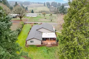 6782 Rainbow Dr SE, Salem, OR 97306 - Photo 3